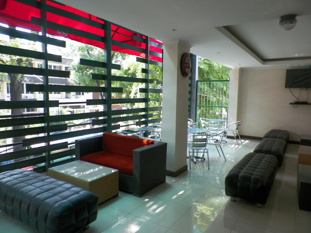 Excellent Seven Boutique Hotel Bandung Buitenkant foto