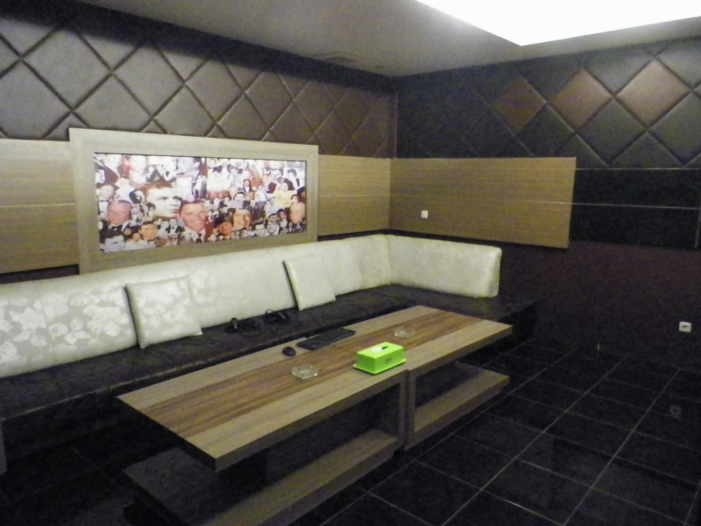Excellent Seven Boutique Hotel Bandung Buitenkant foto